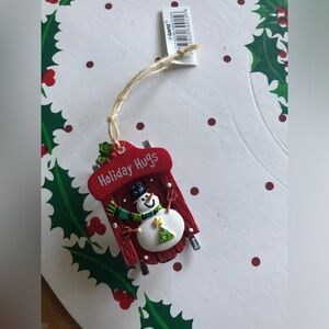 Personalized Sleigh Ornament “Holiday Hugs”